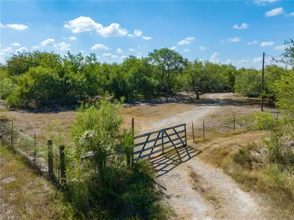 14471 County Road 1392, Sinton, TX 78387