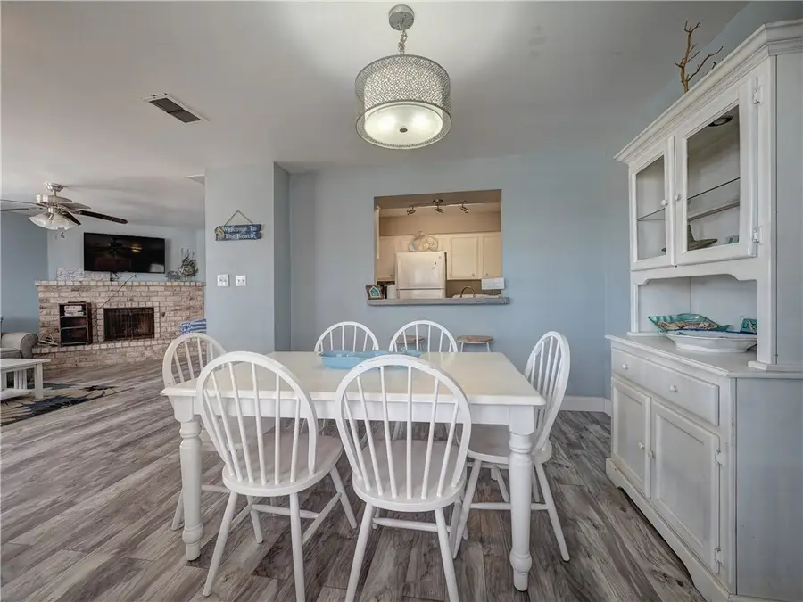 15225 Leeward Drive #8-A, Corpus Christi, TX 78418 - Image #3