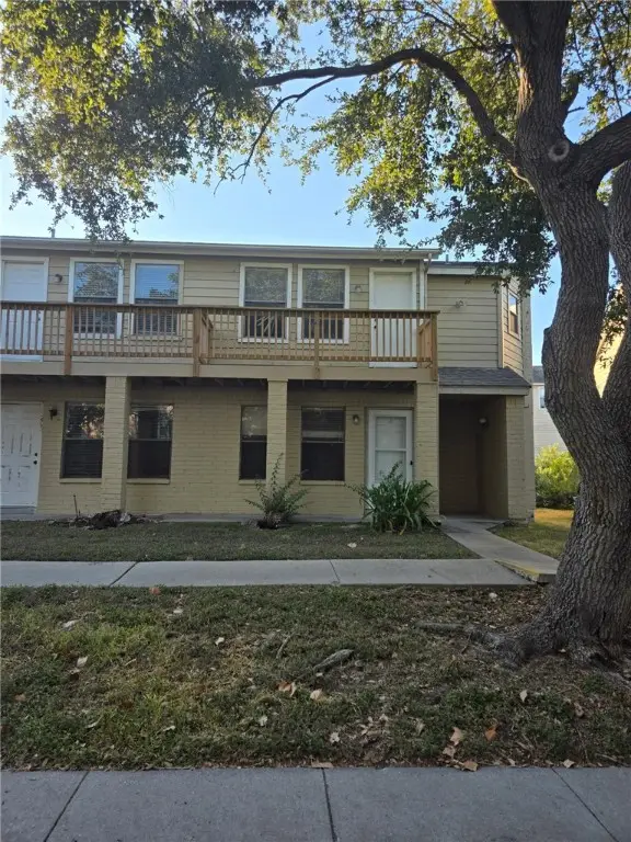 4401 River Valley Drive #206, Corpus Christi, TX 78410 - Image #2