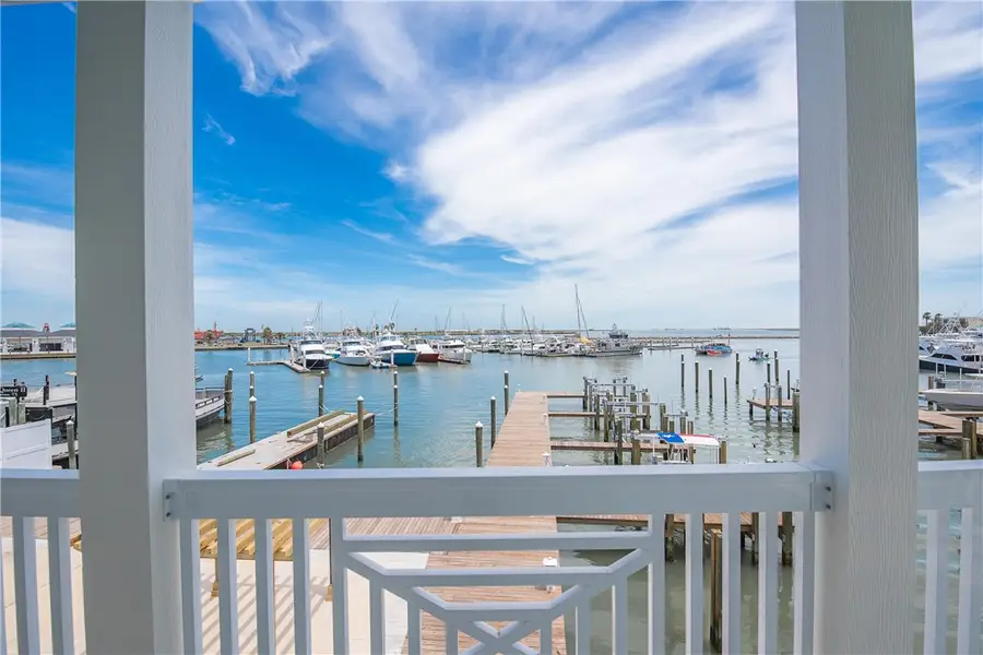 136 W Cotter Avenue #8, Port Aransas, TX 78373 - #3