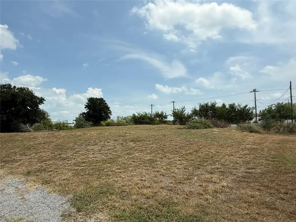 1422 San Luis Street, Corpus Christi, TX 78401 - Image #1