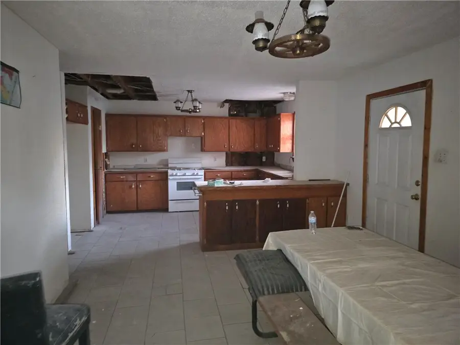 806 Louis Lynch Drive, Corpus Christi, TX 78408 - Image #2