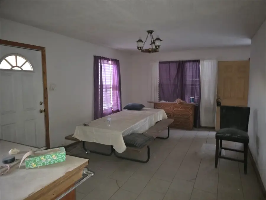 806 Louis Lynch Drive, Corpus Christi, TX 78408 - Image #3