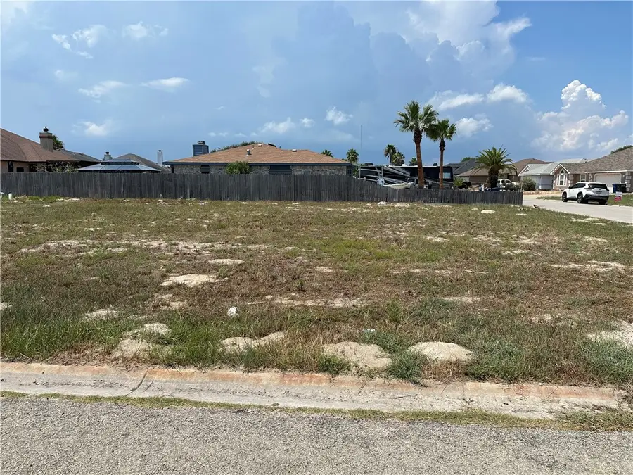 13999 Jacktar Street, Corpus Christi, TX 78418 - Image #2