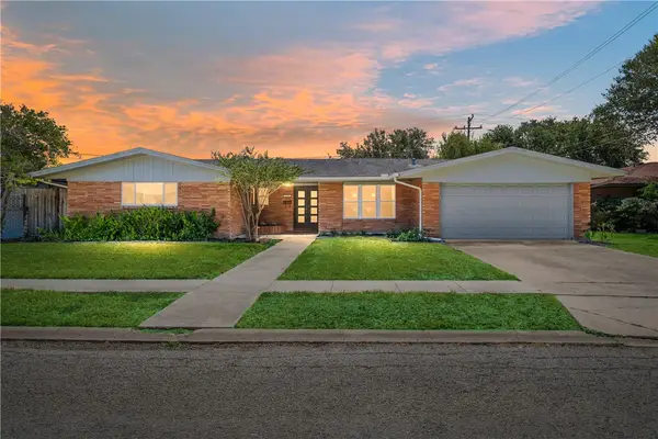 429 Montclair Drive, Corpus Christi, TX 78412