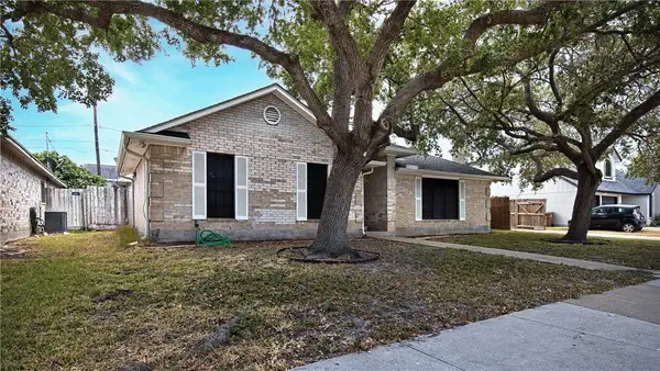 6638 Opengate Drive, Corpus Christi, TX 78413