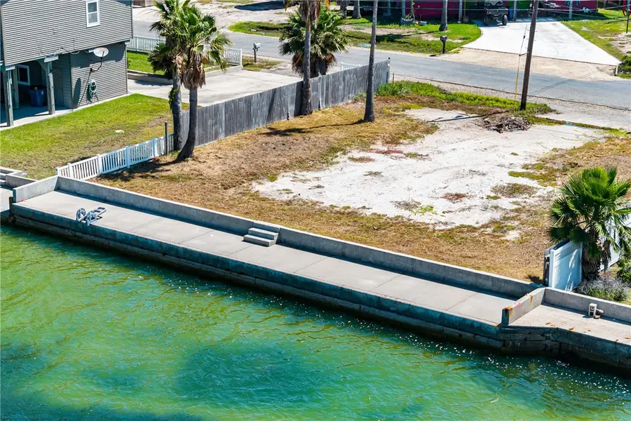 128 Bayshore Drive, Ingleside, TX 78362 - Image #2