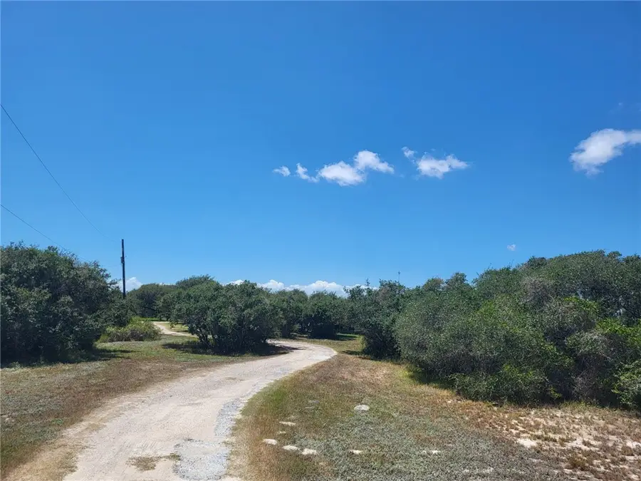 1051 Jacoby Street, Aransas Pass, TX 78336 - Image #3