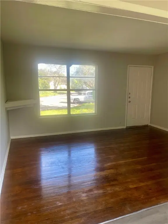 118 E Fairview Drive, Kingsville, TX 78363 - Image #3