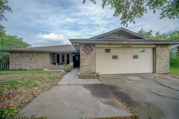 4305 Lavaca River Court, Corpus Christi, TX 78410