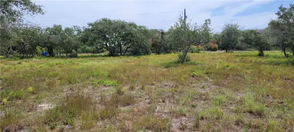 1036 S Hood Street, Rockport, TX 78382