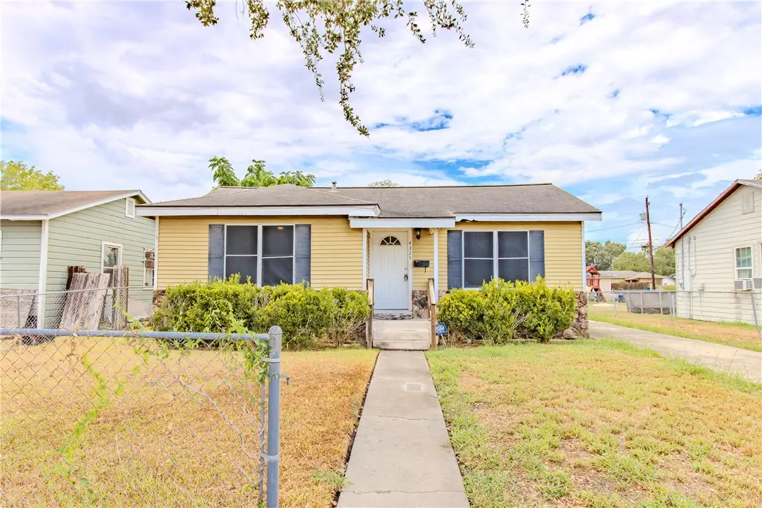 4325 Kirkwood Drive, Corpus Christi, TX 78411 - Image #1