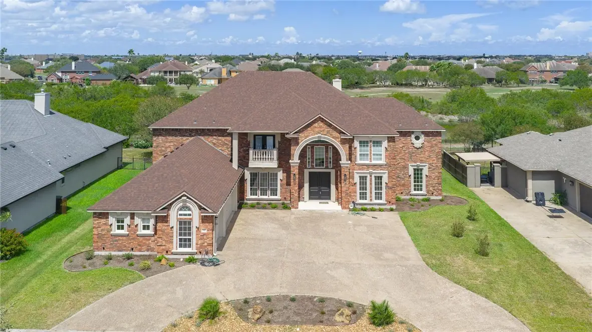 53 W Bar Le Doc Drive, Corpus Christi, TX 78414 - Image #1