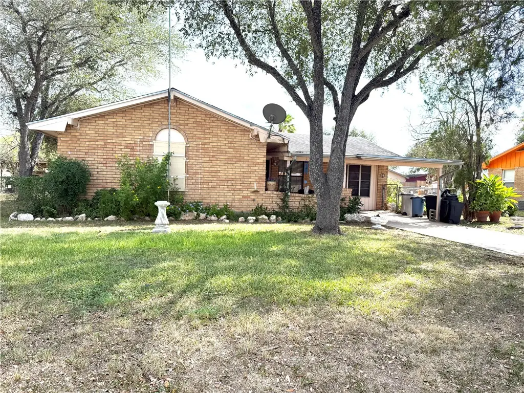 605 W Panpama Drive, San Diego, TX 78384 - Image #1