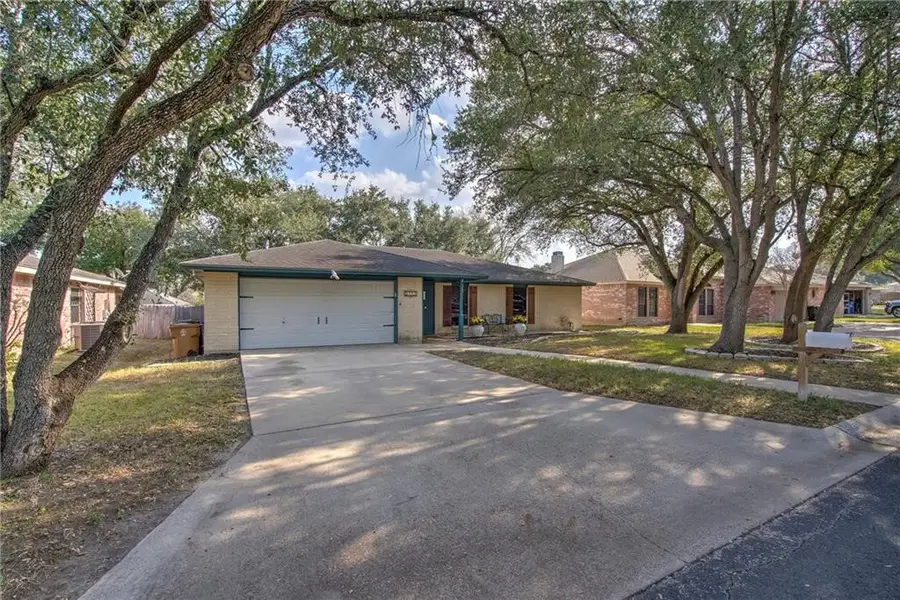 4318 Pecan Bayou Court, Corpus Christi, TX 78410 - Image #2