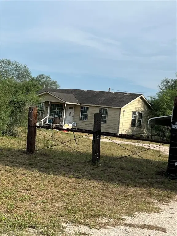 461 W County Road 2165, Kingsville, TX 78363