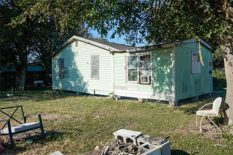 2613 Mary Street, Corpus Christi, TX 78405 - Image #3