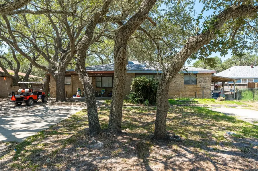 613 N 5th Street, Fulton, TX 78358 - Image #2