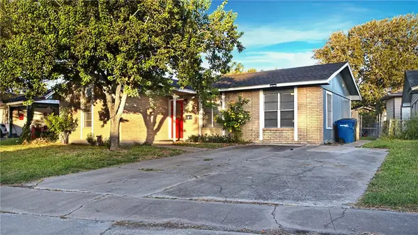 4925 Pels Avenue, Corpus Christi, TX 78416