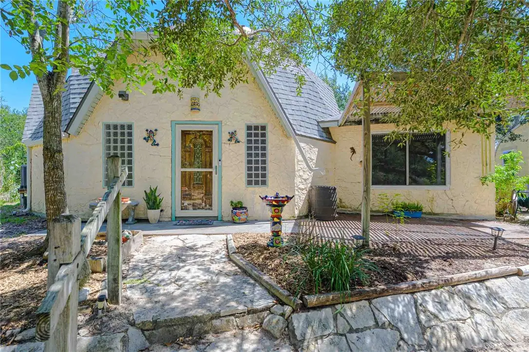 158 Dustin Lane, Rockport, TX 78382 - Image #1