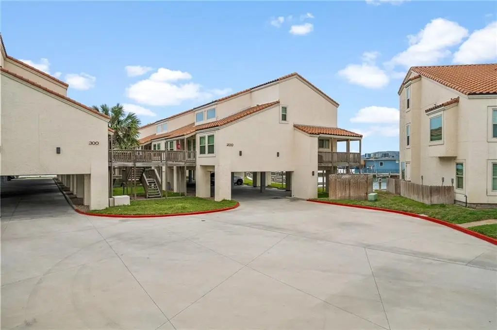 620 S Fulton Beach #203, Rockport, TX 78382 - Image #1