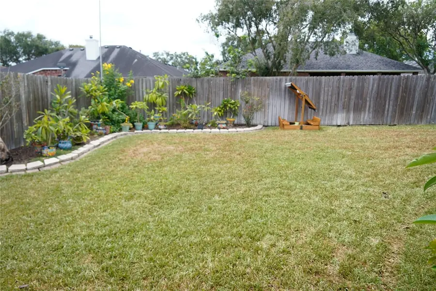 15357 Chianti Ln, Corpus Christi, TX 78410 - Image #2