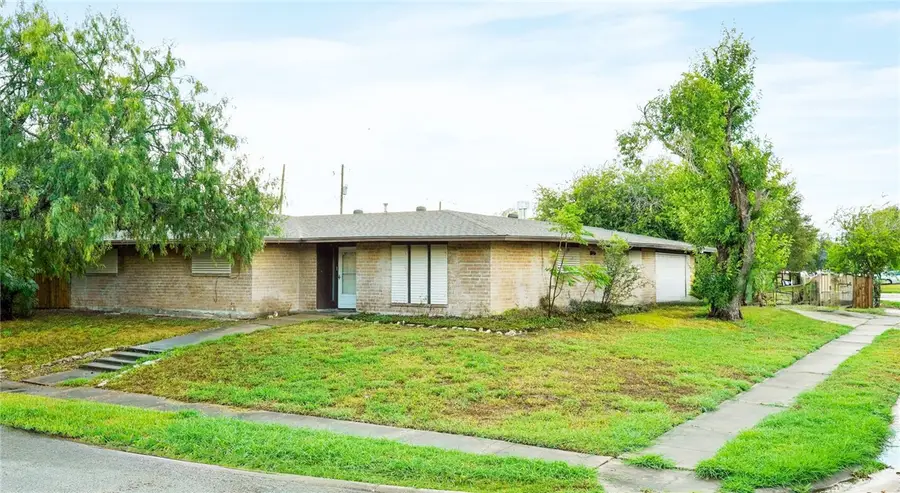 801 Pyramid Drive, Corpus Christi, TX 78412 - Image #2