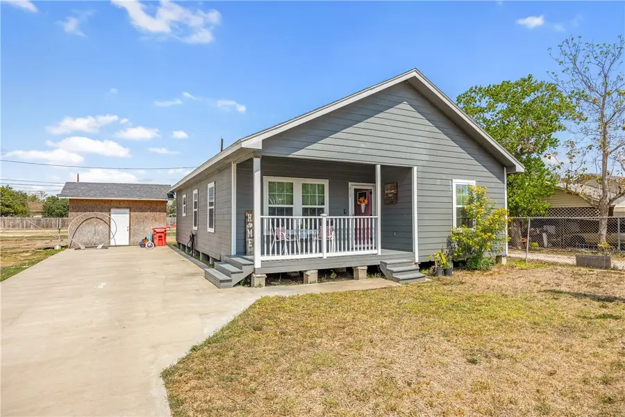 613 E Avenue H, Robstown, TX 78380 - Image #3