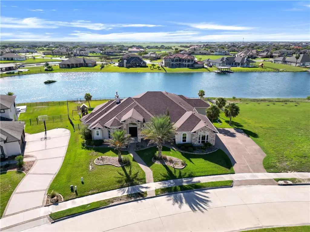 6209 Lago Vista Drive, Corpus Christi, TX 78414 - Image #1