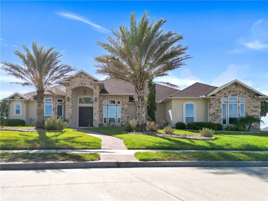 6209 Lago Vista Drive, Corpus Christi, TX 78414 - Image #2
