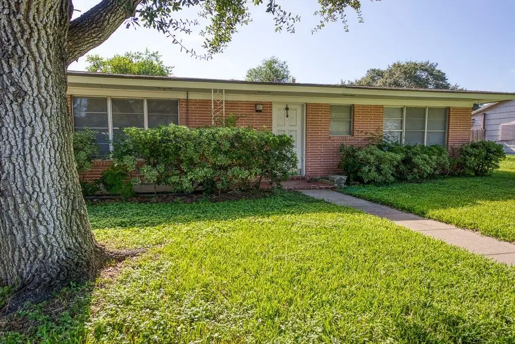 714 Reynolds Avenue, Taft, TX 78390 - Image #1