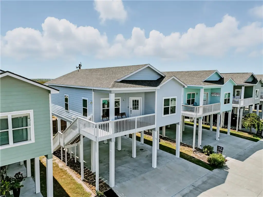 110 N Nautica, Rockport, TX 78382 - Image #1
