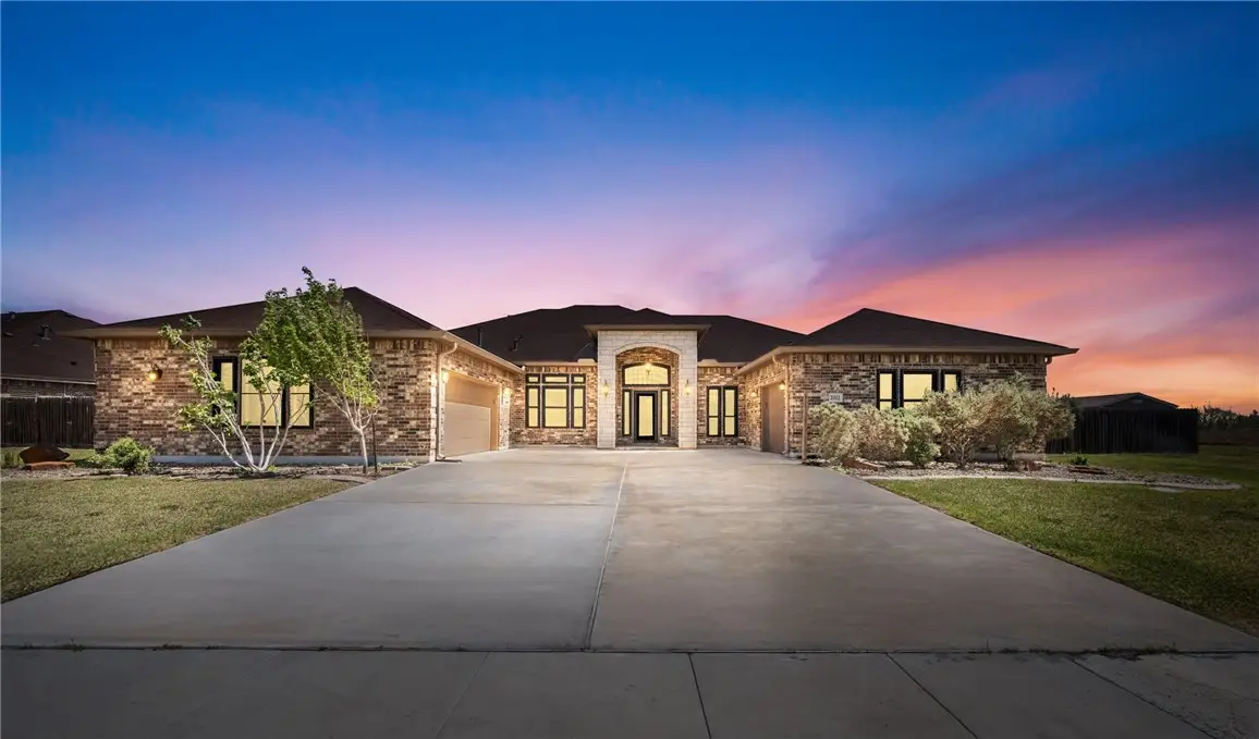 2002 Arash Drive, Corpus Christi, TX 78413 - #1
