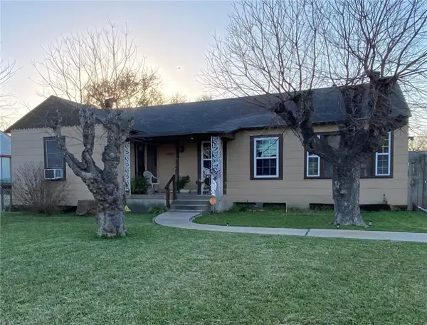 1129 Logan Avenue, Corpus Christi, TX 78404