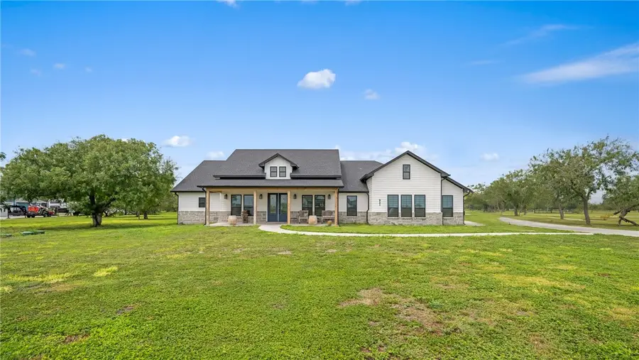 921 Santa Cruz Lane, Corpus Christi, TX 78415 - Image #2