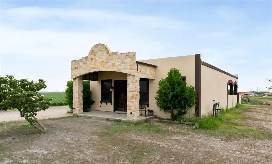 4274 Callicoatte Fm 1694, Robstown, TX 78380 - Image #1