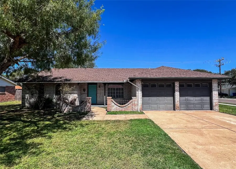 219 Terlingua Drive, Portland, TX 78374 - Image #3