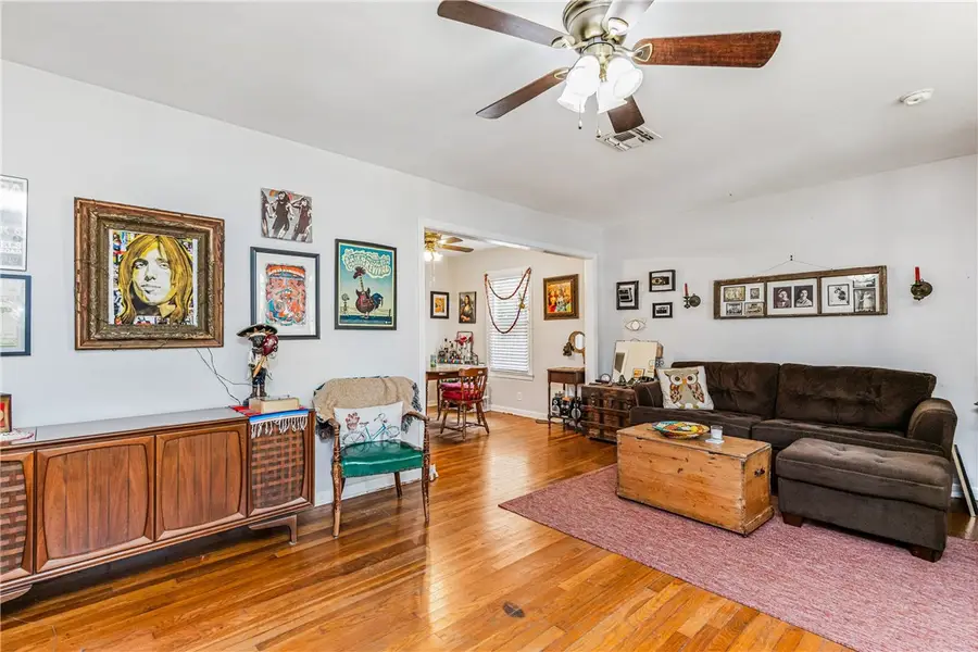 4009 Pope Drive, Corpus Christi, TX 78411 - Image #3