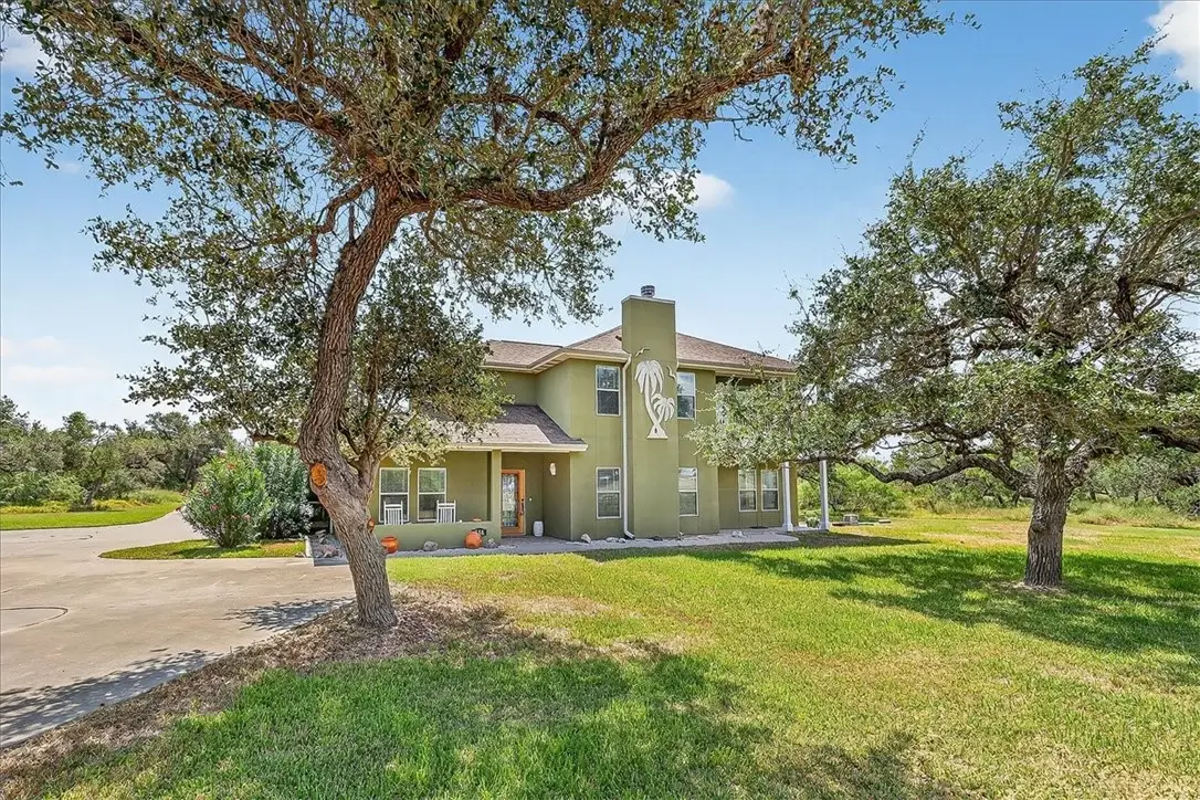 556 Sanctuary Drive, Rockport, TX 78382 - Image #1