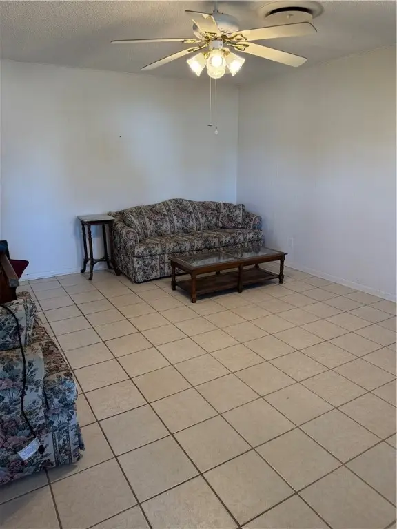 147 N 8th Street, Aransas Pass, TX 78336 - Image #2