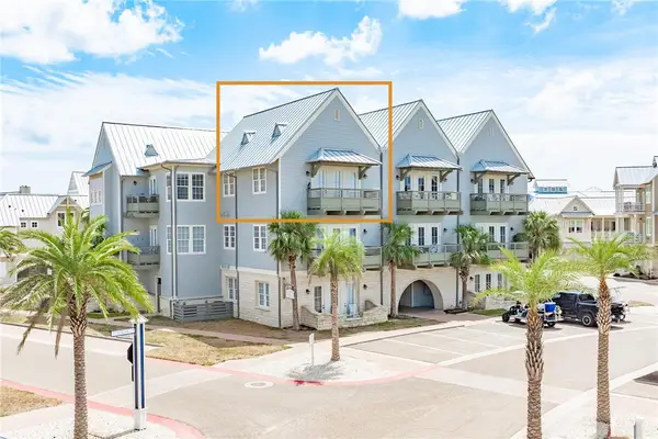 170 Social Circle #11, Port Aransas, TX 78373