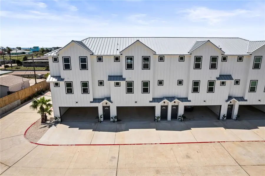 603 E Avenue G #403, Port Aransas, TX 78373 - Image #2