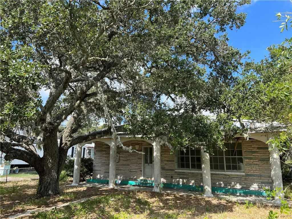 1146 N Mccampbell Street, Aransas Pass, TX 78336 - Image #1