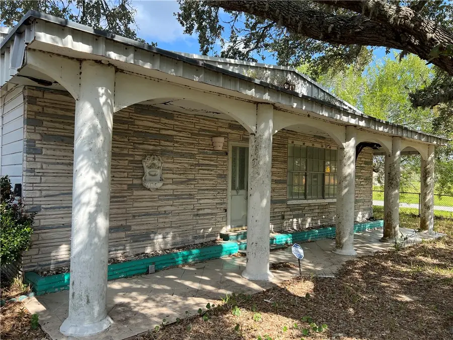 1146 N Mccampbell Street, Aransas Pass, TX 78336 - Image #2