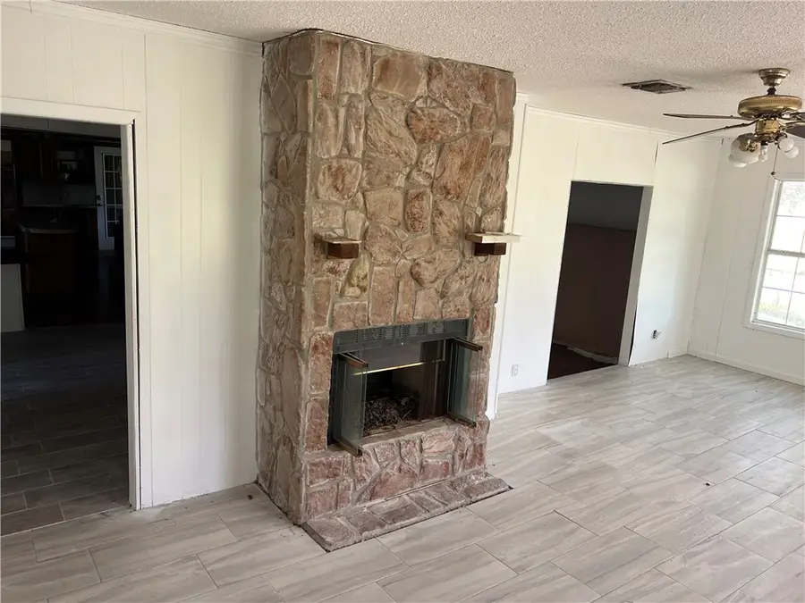 1146 N Mccampbell Street, Aransas Pass, TX 78336 - Image #3