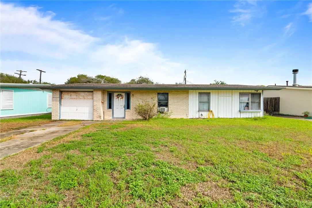 103 Magnolia Place, Portland, TX 78374 - Image #1