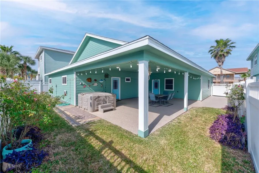 688 Morgan, Port Aransas, TX 78373 - Image #3