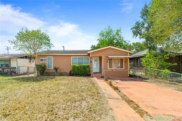 722 Hickey Street, Alice, TX 78332