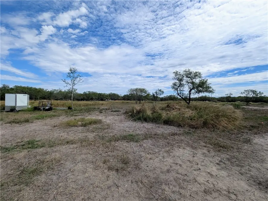 5960 Sweet Water Road, Robstown, TX 78380 - Image #2