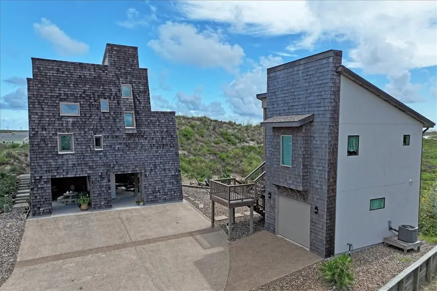 600 E Oaks Avenue, Port Aransas, TX 78373 - Image #2